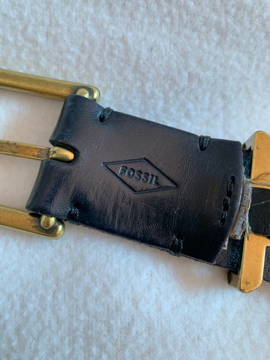 Vintage Fossil Black Leather Angular Loop Belt main image 4
